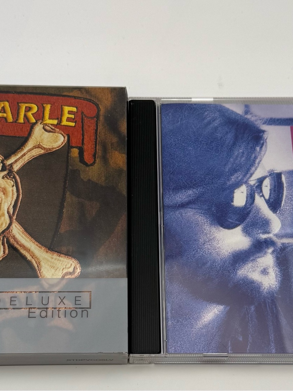 Steve Earle CD Lot
Copperhead Road Deluxe Edition 2CD & Essential
Greatest Hits
